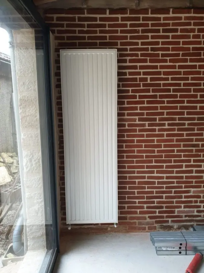 Réalisation de pose de radiateurs par Botella, entreprise de plomberie à Listrac-Médoc, 33